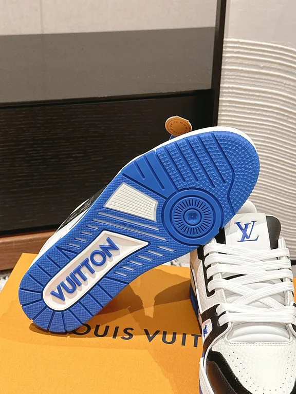 Louis Vuitton Shoe 